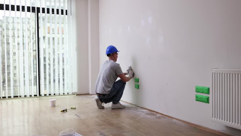 Best Drywall Sanding and Smoothing  in Folcroft, PA